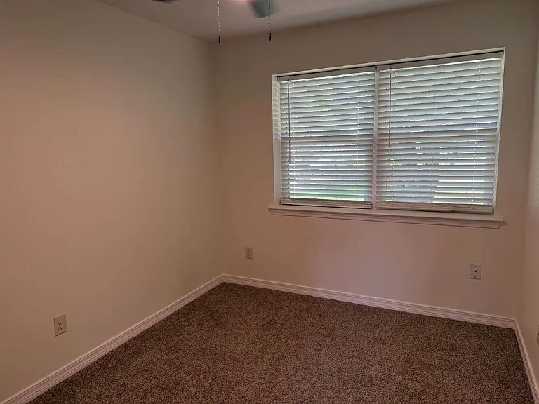 218 Rose Marie Ln SW — Photo 11