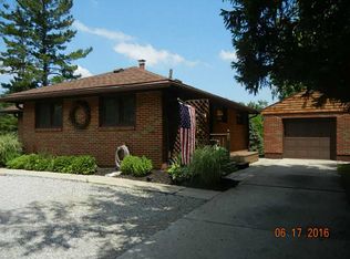 138 Moorefield Rd, Springfield, OH 45502