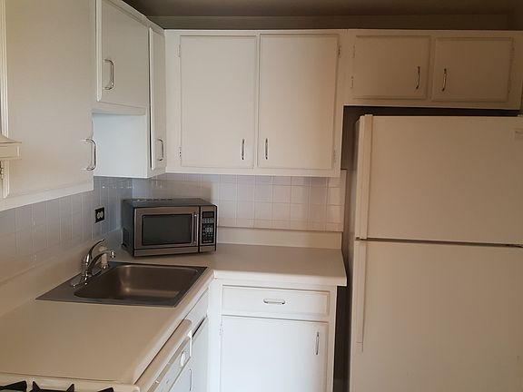 2nd image of 1463 Mercury Dr APT 324