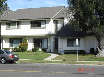 1st image of 404 Los Arbolitos Blvd