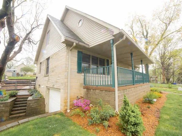 333 Locust St, Newburgh, IN 47630