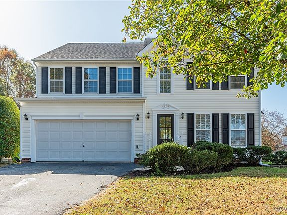2nd image of 904 Farnley Ct