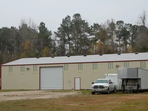 1723 E Canal St, Picayune, MS 39466