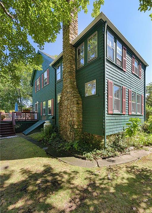141 Central St, Narragansett, RI 02882 Zillow