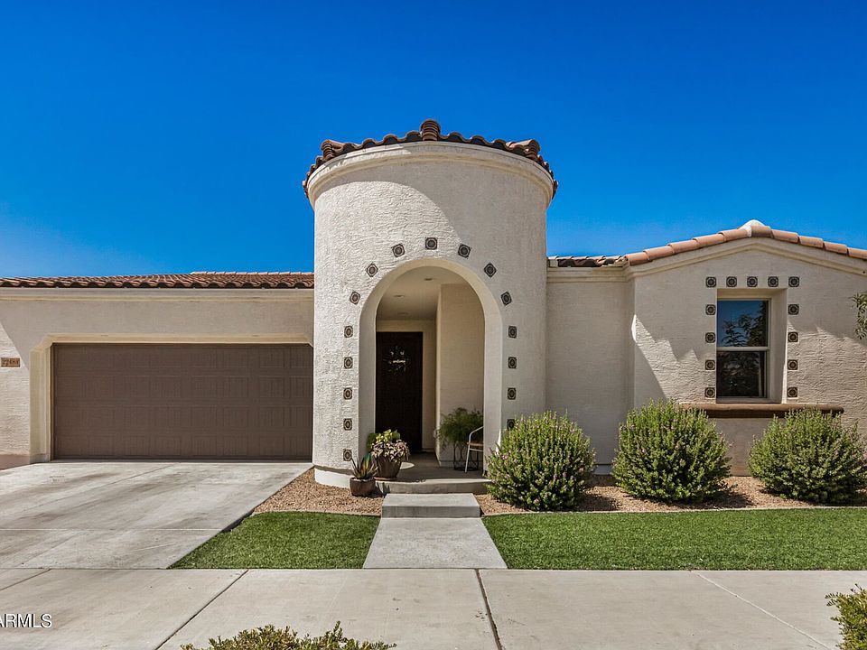 1st image of 22484 E Creosote Dr
