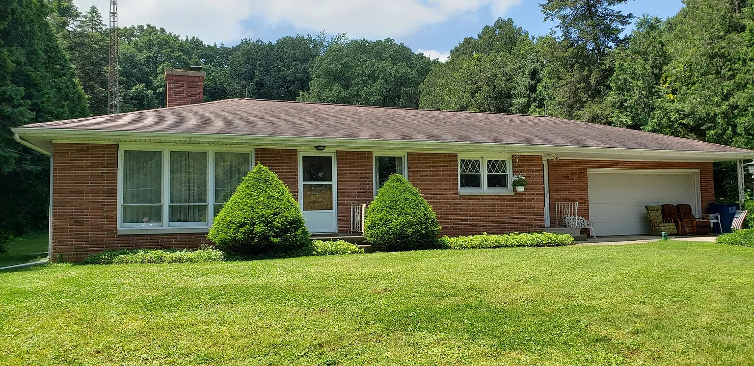 3366 W Waverly Rd photo 1