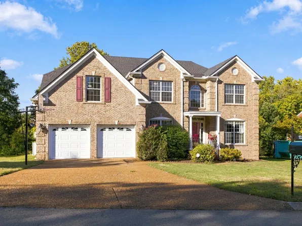 1324 Sweetwater Dr, Brentwood, TN 37027