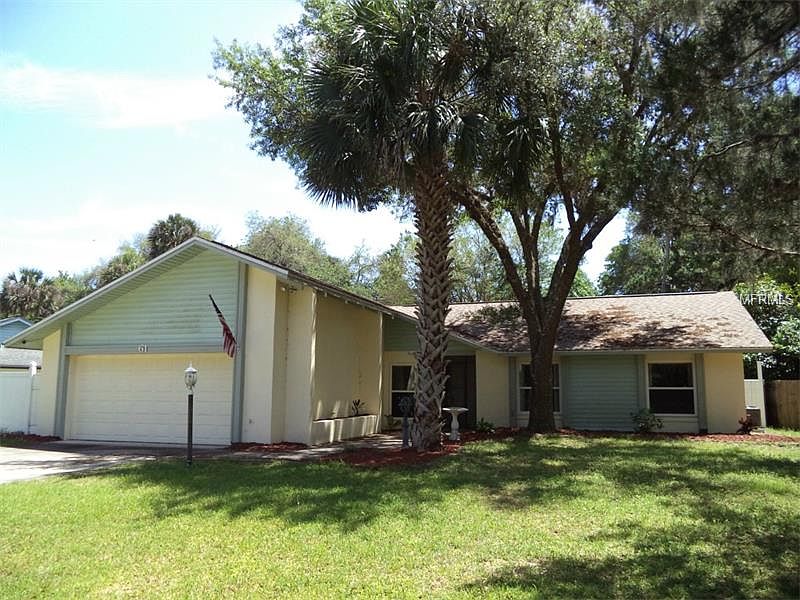 1st image of 61 Blare Castle Dr