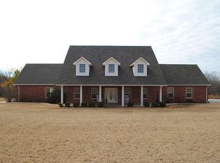 782 Magnolia Ln, Tuttle, OK 73089