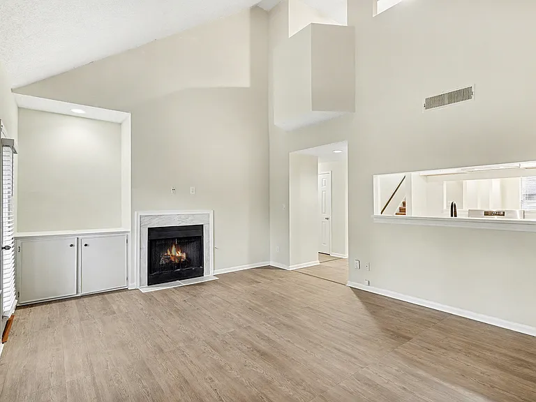 106 Ivy Green Ln SE #106 — Photo 1
