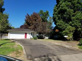 48 S Modoc Ave, Medford, OR 97504
