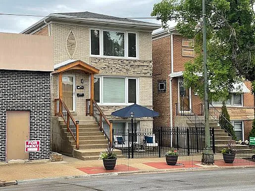 5954 W Higgins Ave #1 — Photo 1