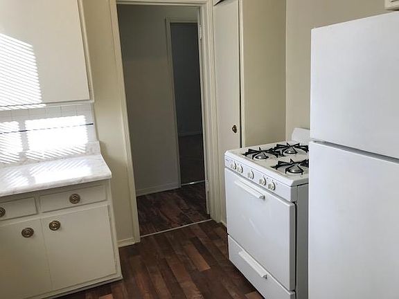 3rd image of 9909 Durant Dr APT 6