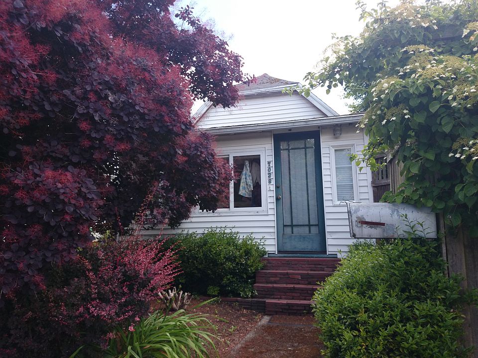2nd image of 7028 24th Ave NW