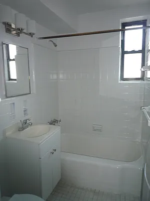 Rented by Kings & Queens | media 8