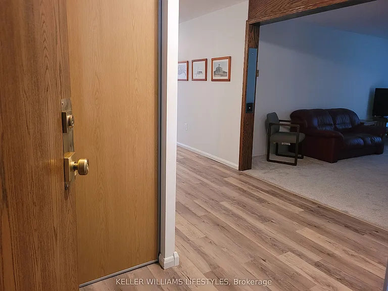 986 Huron St #710 — Photo 4