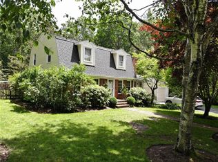 320 Saw Mill Rd, Glocester, RI 02857