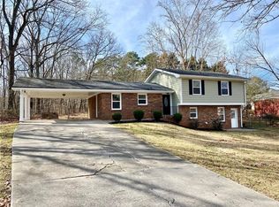 6831 Laurel View Ct, Douglasville, GA 30135