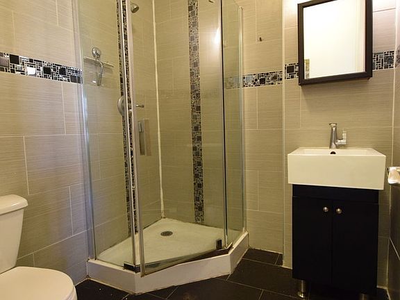 5th image of 2054 7th Ave APT 3A