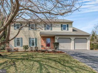 64 Rim View Ln, Reading, PA 19607