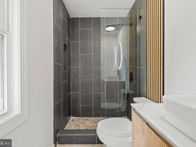 29 Hinsdale Ln — Photo 26