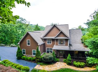 1472 Sutton Cove Rd, Hiawassee, GA 30546