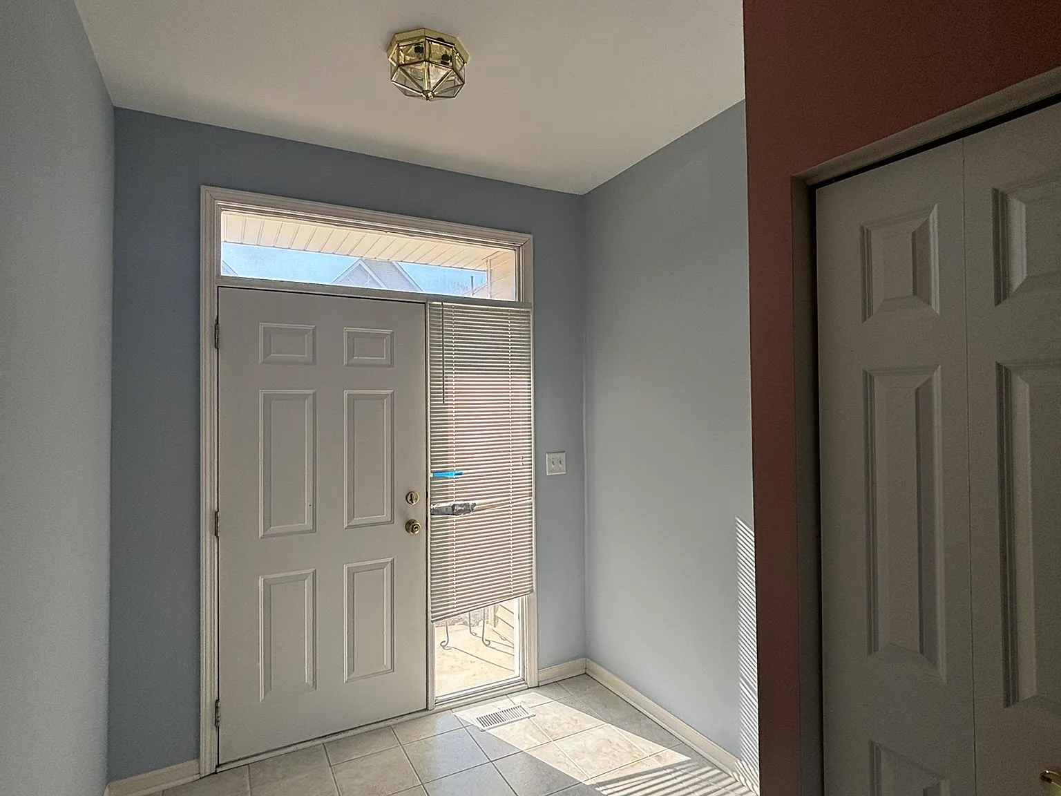 3 bed, 2.5 bath, 1850 sqft, $2,850 — Photo 2