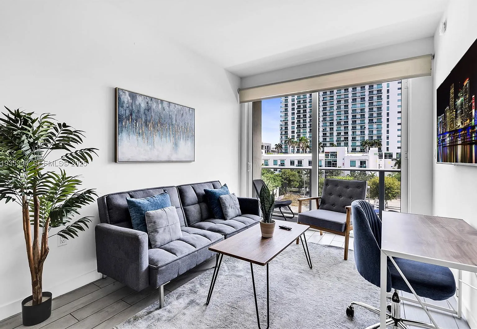 1 bed, 1.0 bath, 560 sqft, $2,500 — Photo 3
