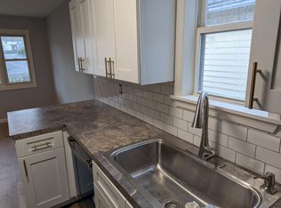 118 Clarkson Ave, Jessup, PA 18434