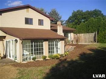 2nd image of 138 Maple St
