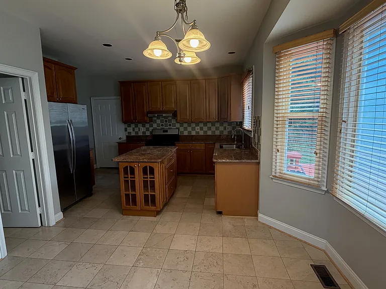 13567 Cobra Dr — Photo 2