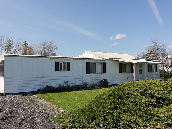 3rd image of 2223 Ponderosa Cir