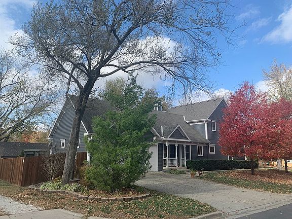 5th image of 409 E Shawnee St