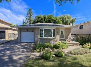 1535 Thetford Ct, Mississauga, ON L5J3N2