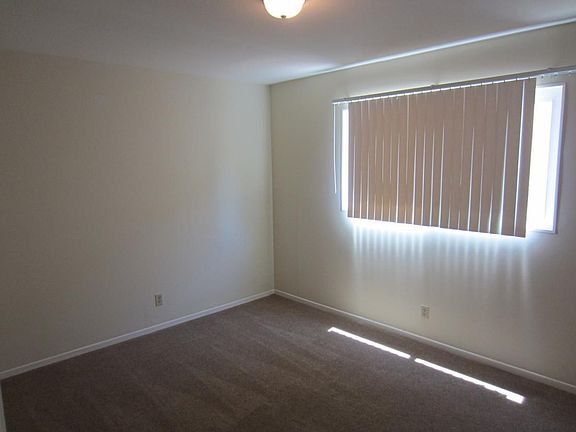 4th image of 5605 N F St