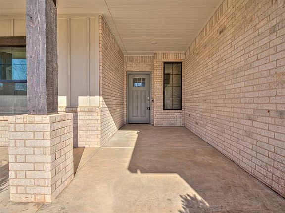 5th image of 6513 NW 145th St