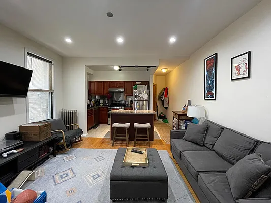 Rented by Corcoran | media 15