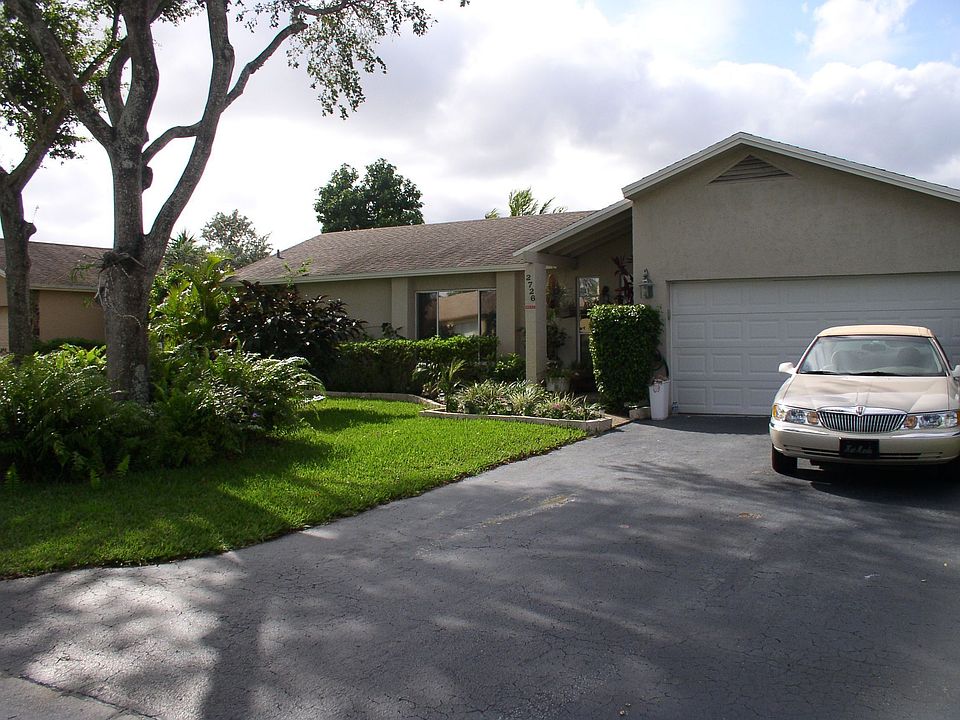 2726 NW 98 Way