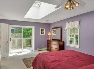 64 Mountain Rd, Tariffville, CT 06081