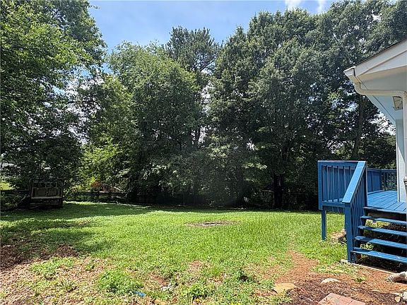 5th image of 4624 Burns Rd NW