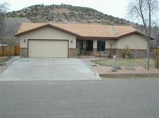 3870 E Sycamore Ln, Rimrock, AZ 86335