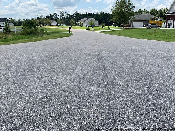 3rd image of 16 Eastwind Dr