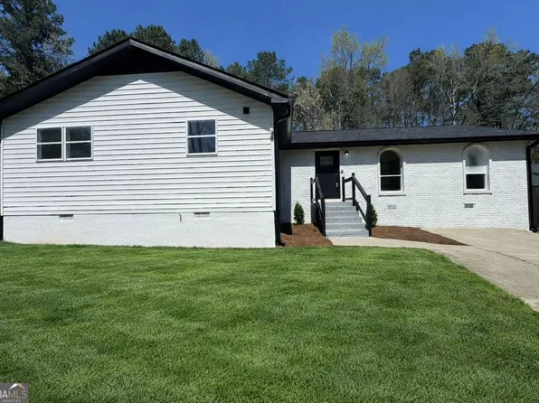 96 Sedgefield Dr, Jonesboro, GA 30236