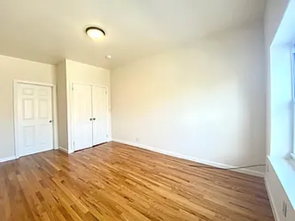 1802 West 8th Street image 7 of 9