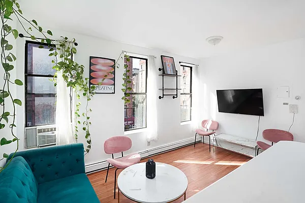 Rented by Spire Group | media 8