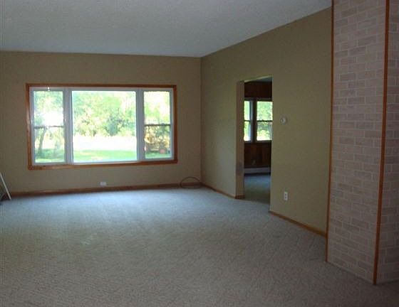 3rd image of 2605 380th St