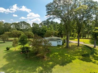 518 McKittrick Bridge Rd, Fountain Inn, SC 29644