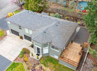 17800 Cornell Pl, Gladstone, OR 97027