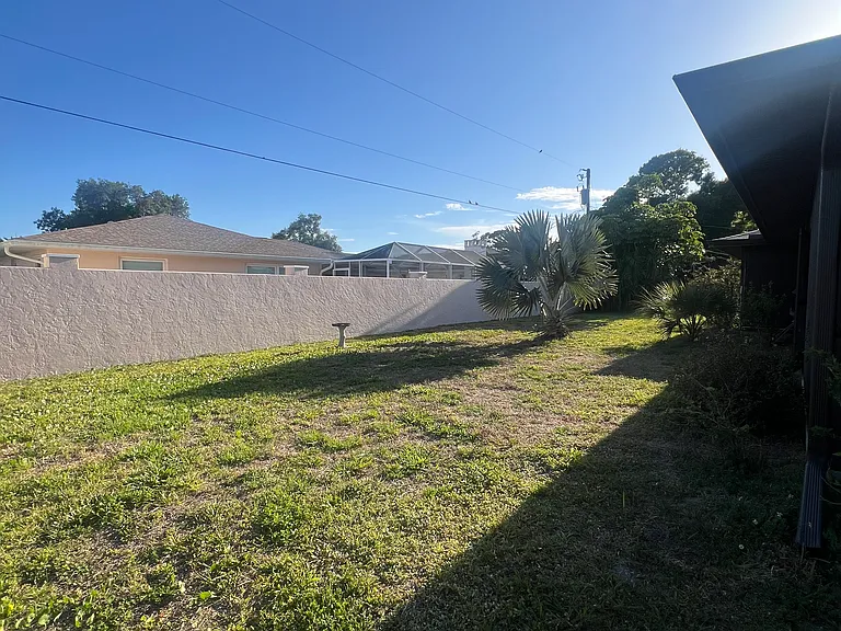 710 Beverly Rd — Photo 23