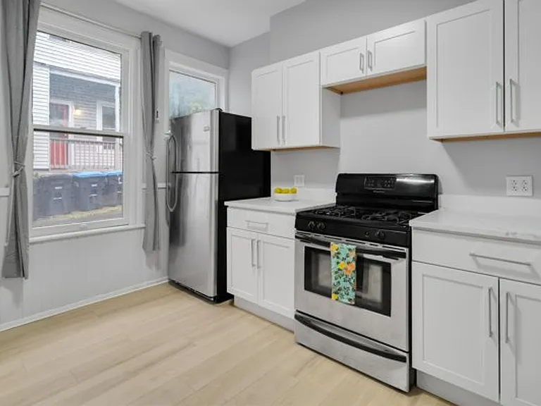 Quarry St. Apartments — Photo 164